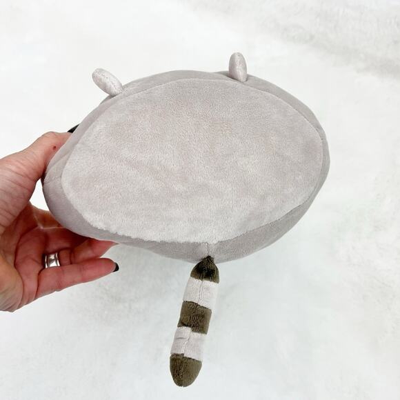 Gund Pusheen Plush Cat with Cookie Gray 9” - Picture 4 of 7